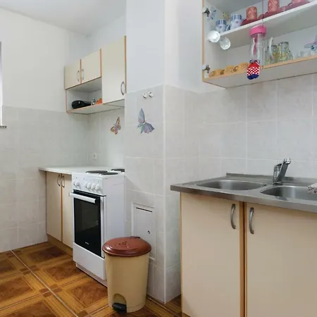 شقة Two-bedroom In *